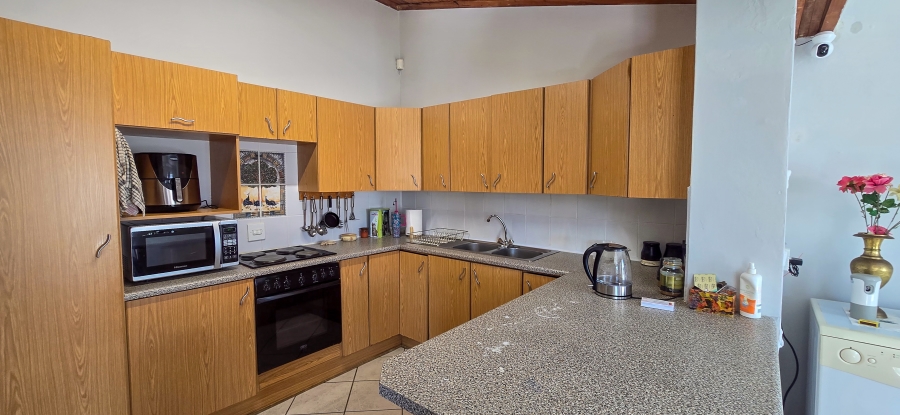 3 Bedroom Property for Sale in Wavecrest Eastern Cape